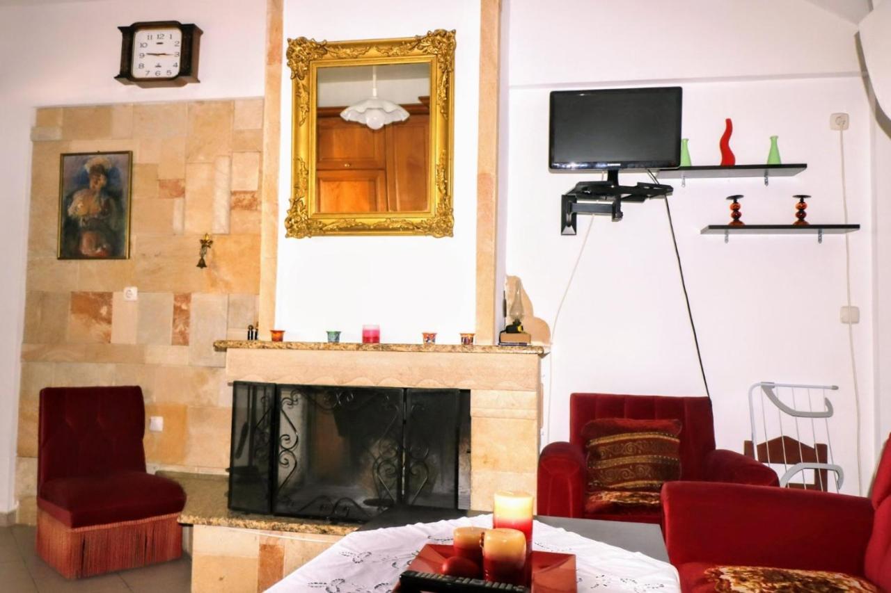 La Casa Di Silvia Villa Apolakkia Bagian luar foto